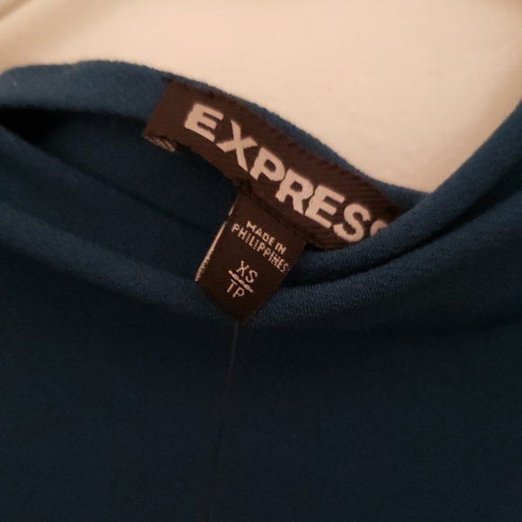 Dressy sleeveless blouse - Picture 3 of 6